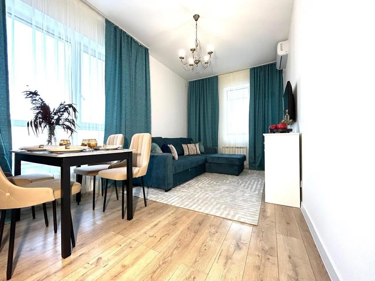 Apartment Апарт-Отель Жк Meridian Из 9 Апартаментов Рядом С Арбатом Almaty