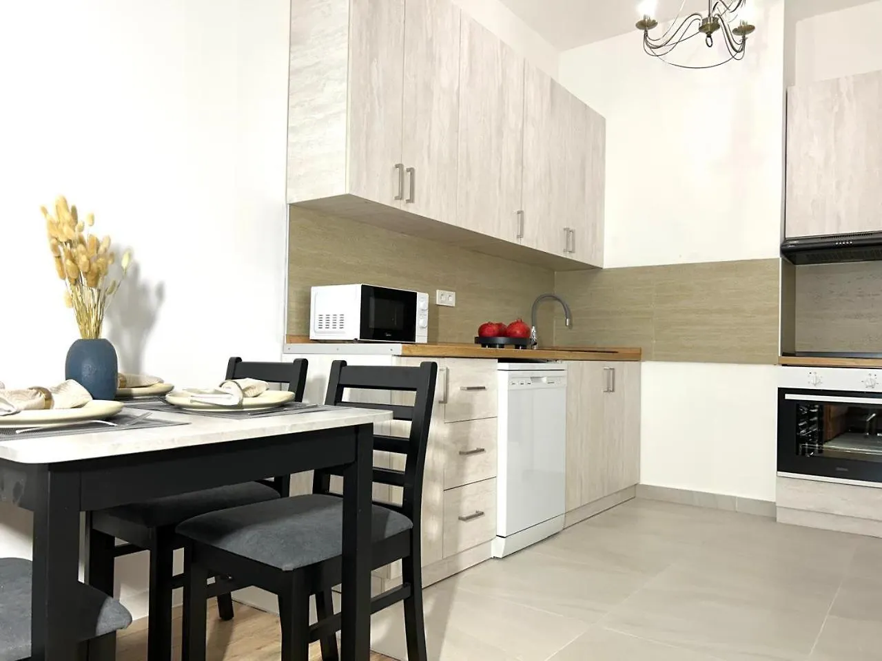 Апарт-Отель Жк Meridian Из 9 Апартаментов Рядом С Арбатом Almaty Kasachstan