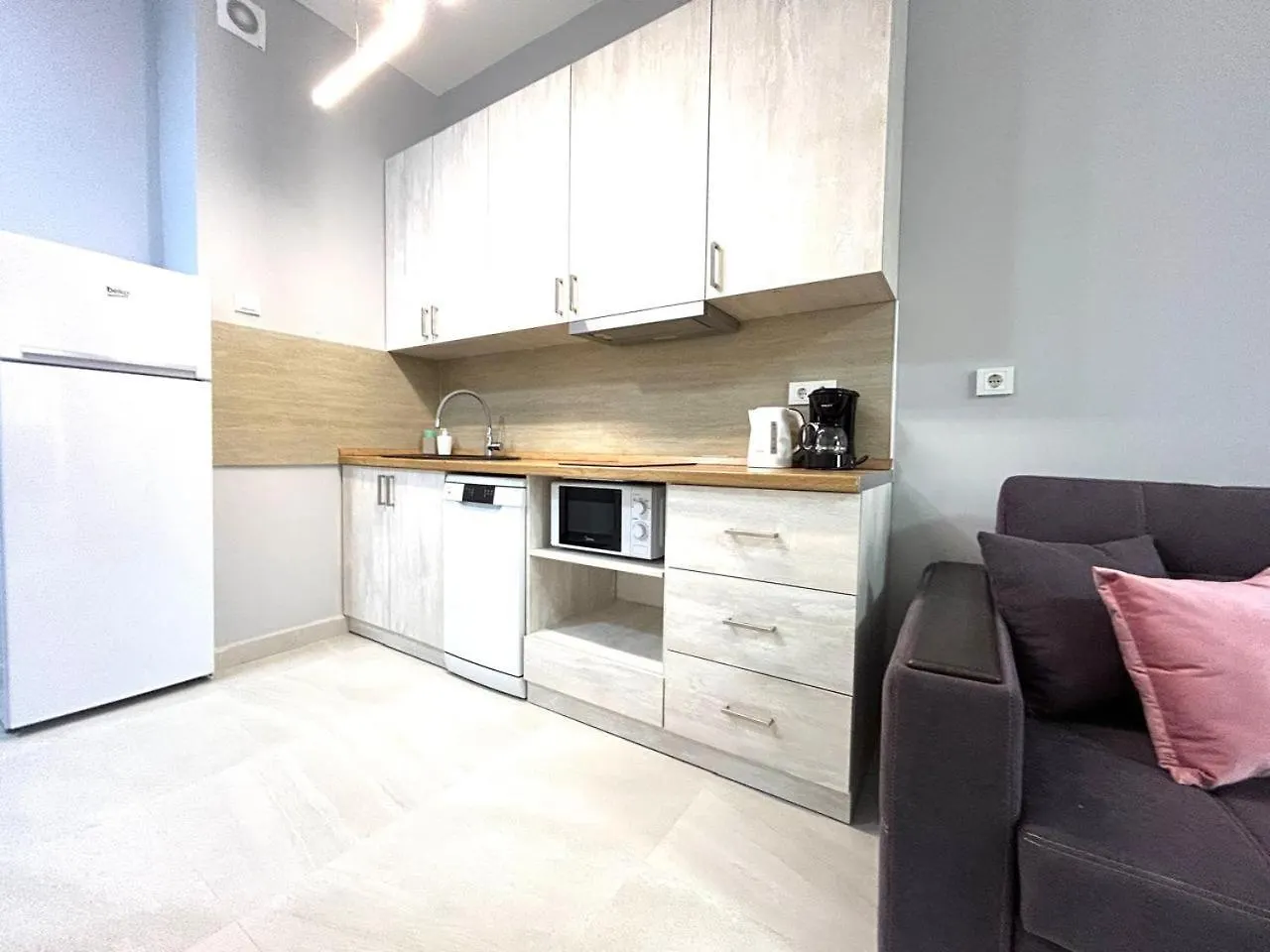 Апарт-Отель Жк Meridian Из 8 Апартаментов Рядом С Арбатом Almaty