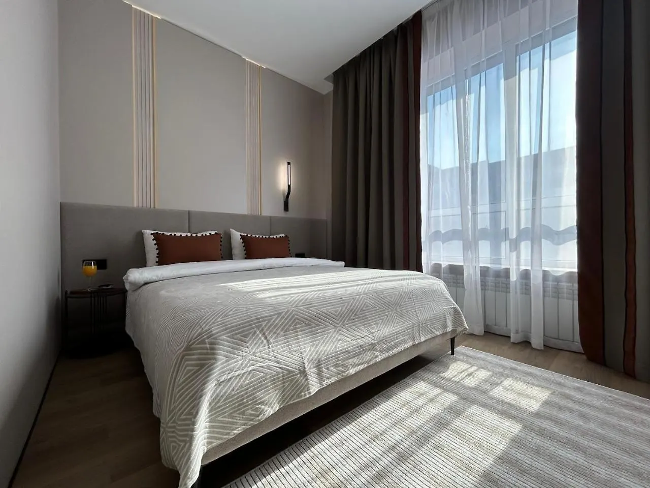 Апарт-Отель Жк Meridian Из 9 Апартаментов Рядом С Арбатом Almaty