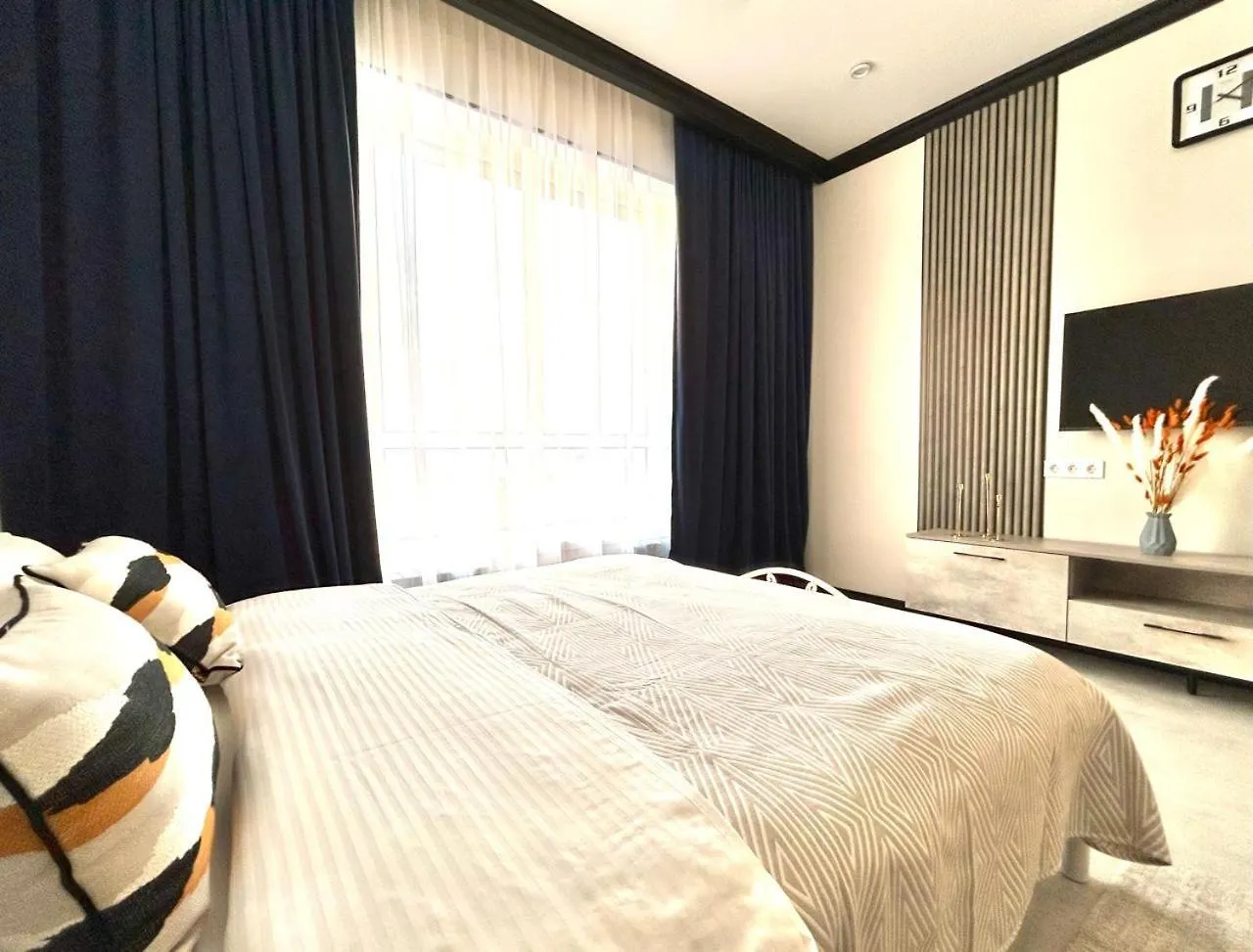 Apartment Апарт-Отель Жк Meridian Из 8 Апартаментов Рядом С Арбатом Almaty